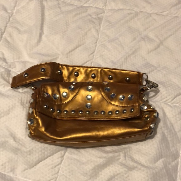 Golden patent leather New purse. - Picture 3 of 11